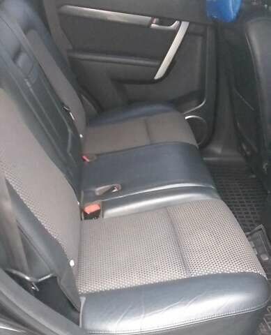 Черный Шевроле Каптива, объемом двигателя 2.4 л и пробегом 280 тыс. км за 7100 $, фото 7 на Automoto.ua