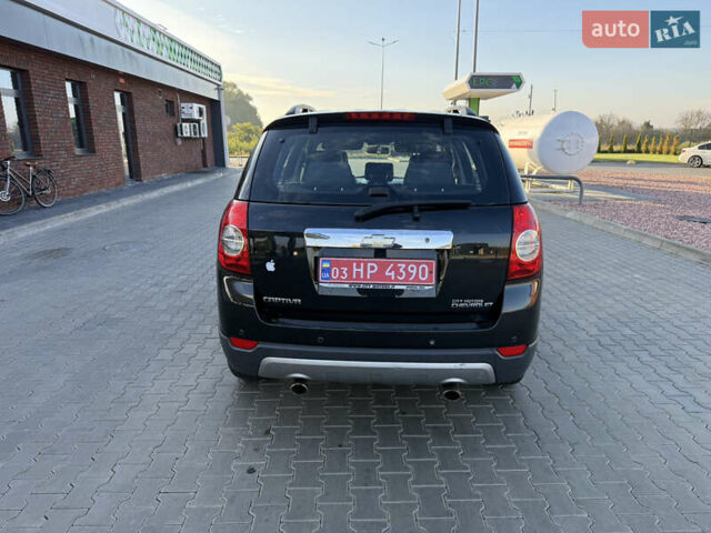 Черный Шевроле Каптива, объемом двигателя 2 л и пробегом 176 тыс. км за 10750 $, фото 6 на Automoto.ua