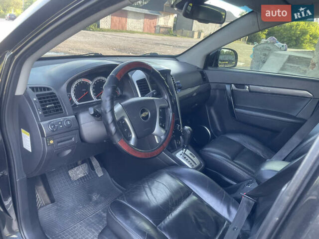 Черный Шевроле Каптива, объемом двигателя 3.2 л и пробегом 223 тыс. км за 9200 $, фото 17 на Automoto.ua