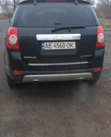 Черный Шевроле Каптива, объемом двигателя 2.4 л и пробегом 280 тыс. км за 7100 $, фото 15 на Automoto.ua