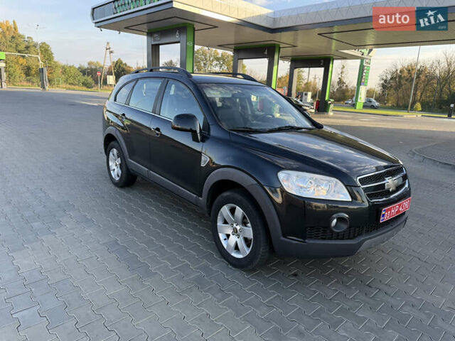 Черный Шевроле Каптива, объемом двигателя 2 л и пробегом 176 тыс. км за 10750 $, фото 14 на Automoto.ua