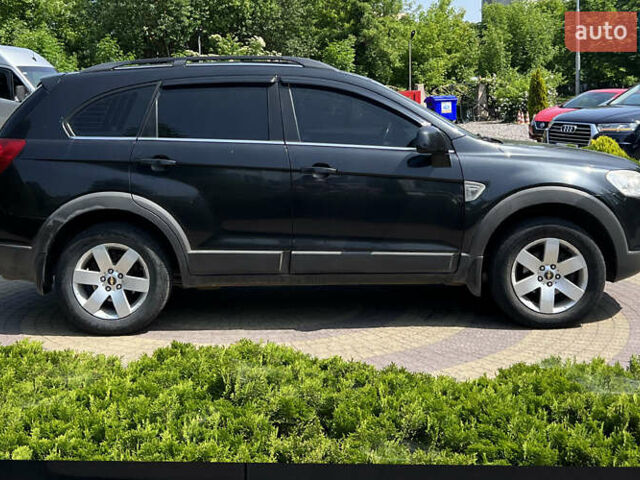 Черный Шевроле Каптива, объемом двигателя 2.41 л и пробегом 218 тыс. км за 7999 $, фото 7 на Automoto.ua
