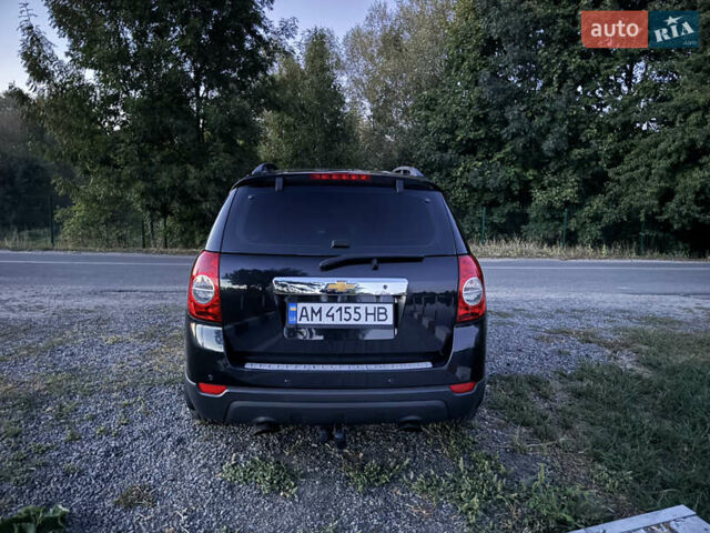 Чорний Шевроле Каптіва, об'ємом двигуна 2 л та пробігом 299 тис. км за 7150 $, фото 2 на Automoto.ua