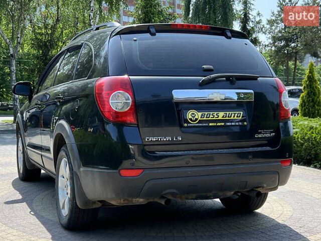 Черный Шевроле Каптива, объемом двигателя 2.41 л и пробегом 218 тыс. км за 7999 $, фото 4 на Automoto.ua