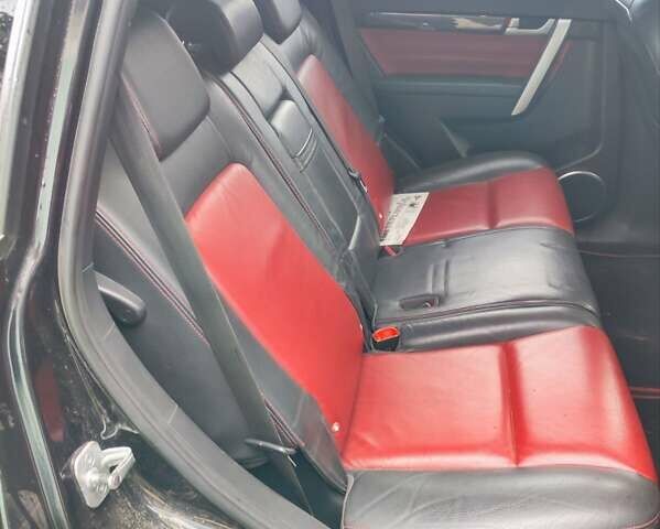 Черный Шевроле Каптива, объемом двигателя 2 л и пробегом 280 тыс. км за 8900 $, фото 4 на Automoto.ua