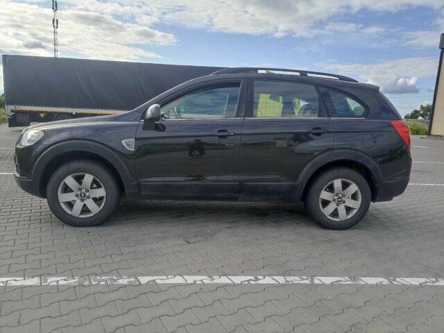 Черный Шевроле Каптива, объемом двигателя 2.4 л и пробегом 215 тыс. км за 7500 $, фото 15 на Automoto.ua