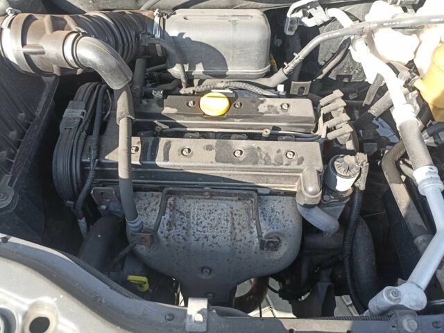 Черный Шевроле Каптива, объемом двигателя 2.4 л и пробегом 215 тыс. км за 7500 $, фото 1 на Automoto.ua