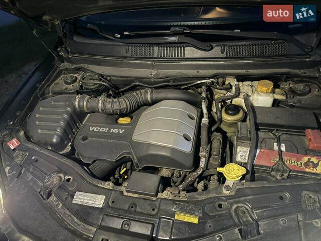 Чорний Шевроле Каптіва, об'ємом двигуна 2 л та пробігом 299 тис. км за 7150 $, фото 9 на Automoto.ua