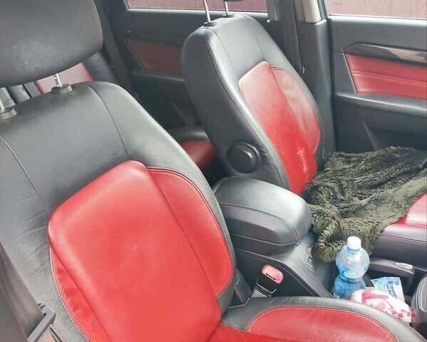 Черный Шевроле Каптива, объемом двигателя 2 л и пробегом 280 тыс. км за 8900 $, фото 6 на Automoto.ua