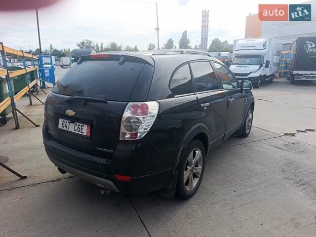 Черный Шевроле Каптива, объемом двигателя 2 л и пробегом 228 тыс. км за 10300 $, фото 1 на Automoto.ua
