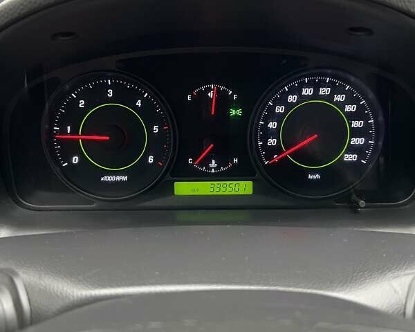 Черный Шевроле Каптива, объемом двигателя 2 л и пробегом 339 тыс. км за 10200 $, фото 25 на Automoto.ua