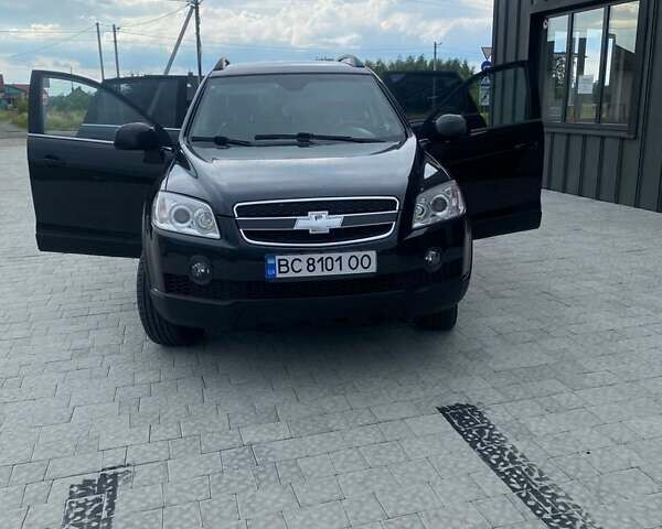 Черный Шевроле Каптива, объемом двигателя 1.99 л и пробегом 200 тыс. км за 10300 $, фото 1 на Automoto.ua