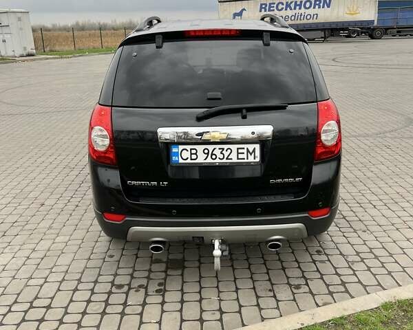 Черный Шевроле Каптива, объемом двигателя 2 л и пробегом 339 тыс. км за 10200 $, фото 8 на Automoto.ua