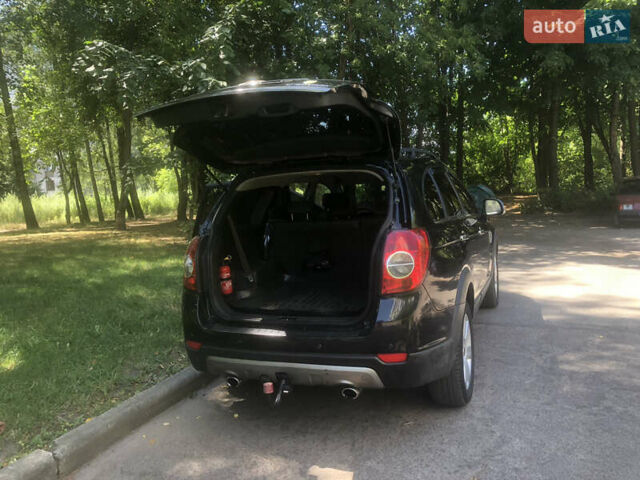 Черный Шевроле Каптива, объемом двигателя 1.99 л и пробегом 210 тыс. км за 9500 $, фото 6 на Automoto.ua