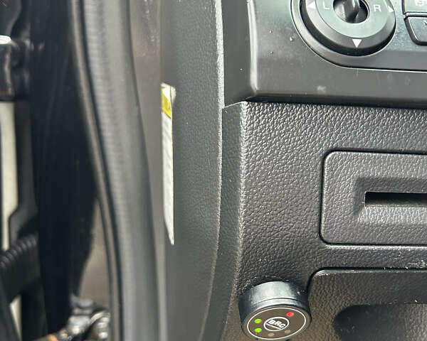 Черный Шевроле Каптива, объемом двигателя 2.4 л и пробегом 231 тыс. км за 8250 $, фото 14 на Automoto.ua