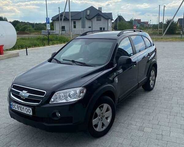 Черный Шевроле Каптива, объемом двигателя 1.99 л и пробегом 200 тыс. км за 10300 $, фото 6 на Automoto.ua