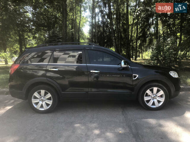 Черный Шевроле Каптива, объемом двигателя 1.99 л и пробегом 210 тыс. км за 9500 $, фото 10 на Automoto.ua