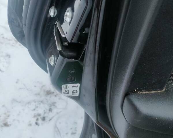 Чорний Шевроле Каптіва, об'ємом двигуна 2.4 л та пробігом 115 тис. км за 7578 $, фото 2 на Automoto.ua