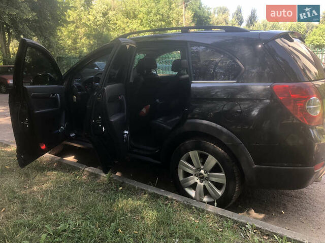 Черный Шевроле Каптива, объемом двигателя 1.99 л и пробегом 210 тыс. км за 9500 $, фото 7 на Automoto.ua