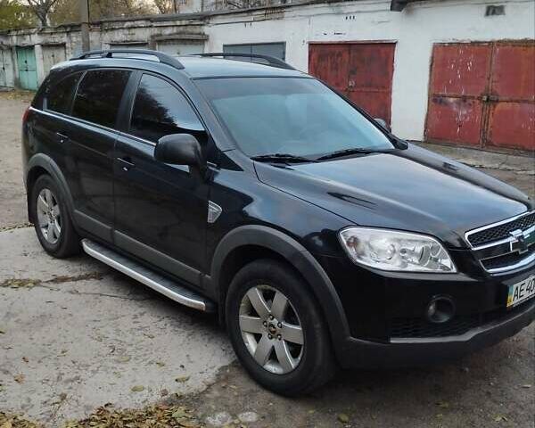 Черный Шевроле Каптива, объемом двигателя 0 л и пробегом 218 тыс. км за 9700 $, фото 8 на Automoto.ua