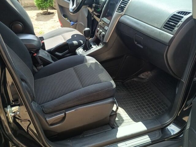 Черный Шевроле Каптива, объемом двигателя 2.4 л и пробегом 146 тыс. км за 8000 $, фото 10 на Automoto.ua