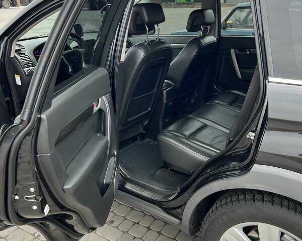 Черный Шевроле Каптива, объемом двигателя 2 л и пробегом 339 тыс. км за 10200 $, фото 15 на Automoto.ua