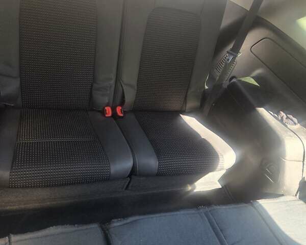 Черный Шевроле Каптива, объемом двигателя 2.38 л и пробегом 240 тыс. км за 10400 $, фото 16 на Automoto.ua