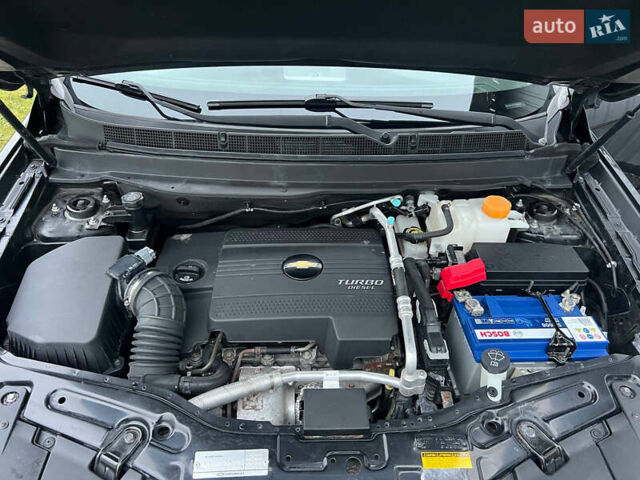 Черный Шевроле Каптива, объемом двигателя 2.2 л и пробегом 129 тыс. км за 12500 $, фото 74 на Automoto.ua