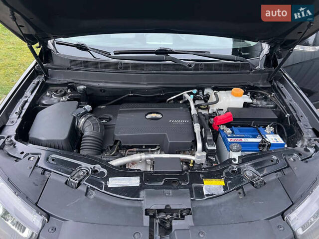 Черный Шевроле Каптива, объемом двигателя 2.2 л и пробегом 129 тыс. км за 12500 $, фото 75 на Automoto.ua