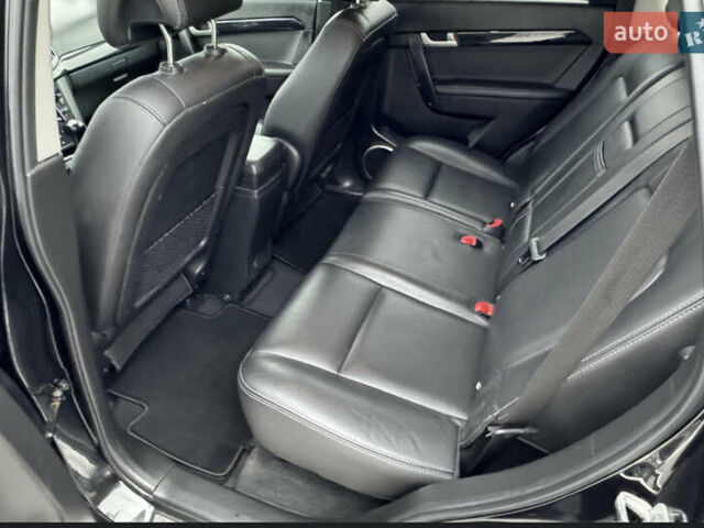 Черный Шевроле Каптива, объемом двигателя 2.2 л и пробегом 150 тыс. км за 12250 $, фото 33 на Automoto.ua