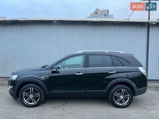 Черный Шевроле Каптива, объемом двигателя 2.2 л и пробегом 129 тыс. км за 12500 $, фото 7 на Automoto.ua