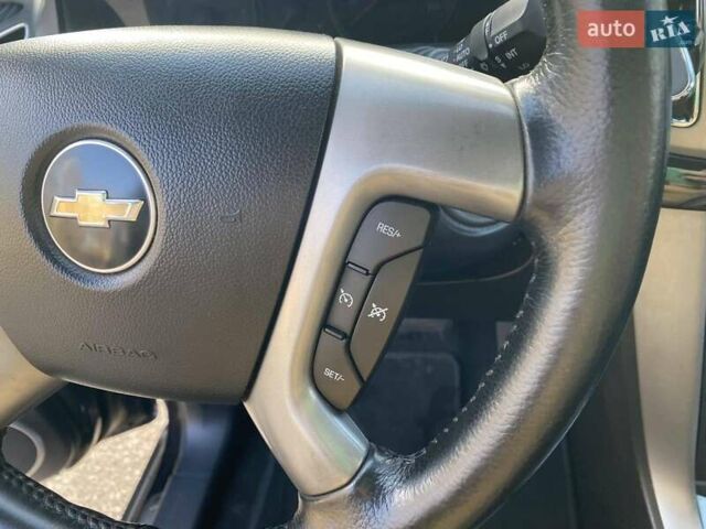 Черный Шевроле Каптива, объемом двигателя 2.4 л и пробегом 206 тыс. км за 12499 $, фото 38 на Automoto.ua