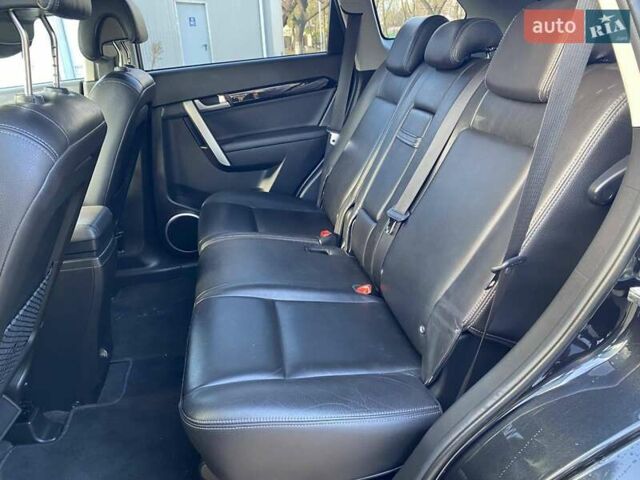 Черный Шевроле Каптива, объемом двигателя 2.4 л и пробегом 206 тыс. км за 12499 $, фото 27 на Automoto.ua