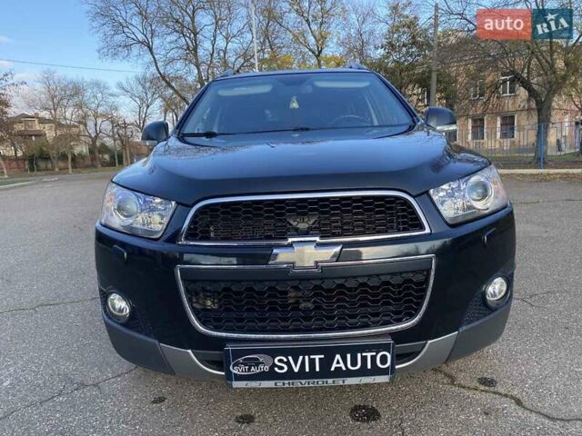 Черный Шевроле Каптива, объемом двигателя 2.4 л и пробегом 206 тыс. км за 12499 $, фото 3 на Automoto.ua