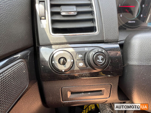 Черный Шевроле Каптива, объемом двигателя 2.3 л и пробегом 217 тыс. км за 11400 $, фото 11 на Automoto.ua