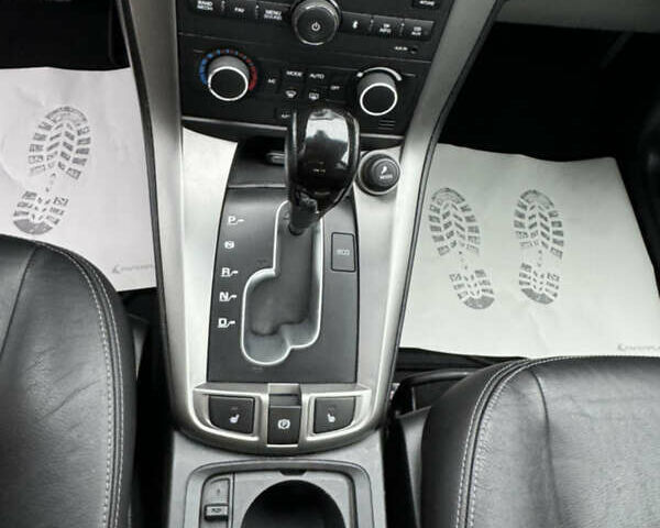 Черный Шевроле Каптива, объемом двигателя 2.2 л и пробегом 150 тыс. км за 12250 $, фото 26 на Automoto.ua