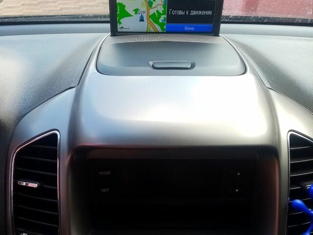 Черный Шевроле Каптива, объемом двигателя 2.2 л и пробегом 180 тыс. км за 13000 $, фото 4 на Automoto.ua