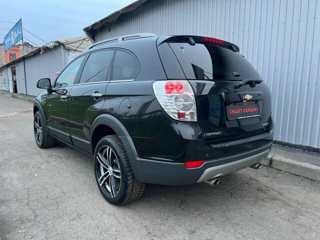 Черный Шевроле Каптива, объемом двигателя 2.2 л и пробегом 129 тыс. км за 12500 $, фото 17 на Automoto.ua