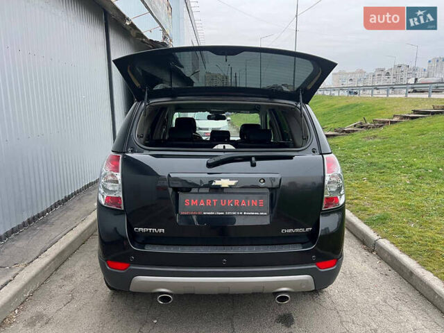 Черный Шевроле Каптива, объемом двигателя 2.2 л и пробегом 129 тыс. км за 12500 $, фото 39 на Automoto.ua