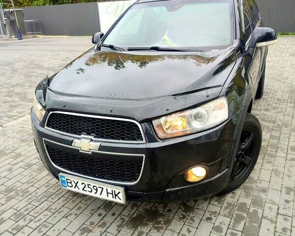 Черный Шевроле Каптива, объемом двигателя 2.2 л и пробегом 217 тыс. км за 10000 $, фото 6 на Automoto.ua