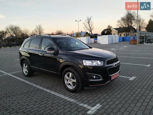 Черный Шевроле Каптива, объемом двигателя 2.2 л и пробегом 166 тыс. км за 11700 $, фото 4 на Automoto.ua
