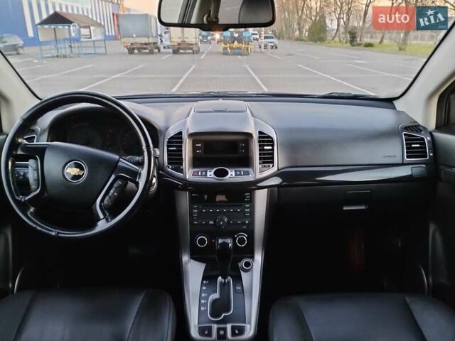 Черный Шевроле Каптива, объемом двигателя 2.2 л и пробегом 166 тыс. км за 11700 $, фото 51 на Automoto.ua