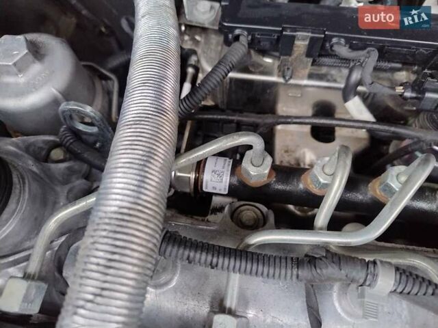 Черный Шевроле Каптива, объемом двигателя 2.23 л и пробегом 138 тыс. км за 12500 $, фото 39 на Automoto.ua