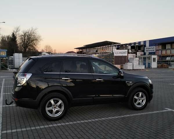 Черный Шевроле Каптива, объемом двигателя 2.2 л и пробегом 166 тыс. км за 11700 $, фото 25 на Automoto.ua