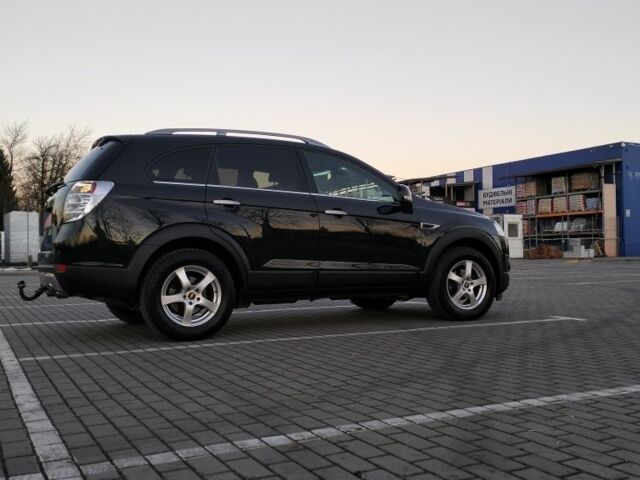 Черный Шевроле Каптива, объемом двигателя 2.2 л и пробегом 166 тыс. км за 11700 $, фото 23 на Automoto.ua