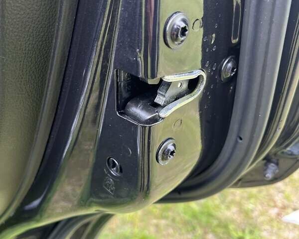 Черный Шевроле Каптива, объемом двигателя 2.23 л и пробегом 138 тыс. км за 12500 $, фото 30 на Automoto.ua