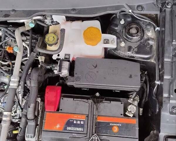 Черный Шевроле Каптива, объемом двигателя 2.23 л и пробегом 138 тыс. км за 12500 $, фото 41 на Automoto.ua