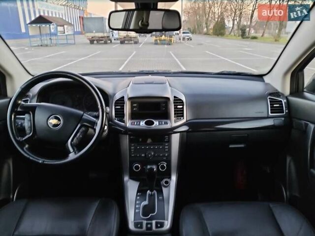 Черный Шевроле Каптива, объемом двигателя 2.2 л и пробегом 166 тыс. км за 11700 $, фото 54 на Automoto.ua
