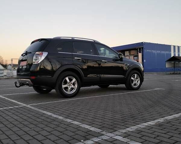 Черный Шевроле Каптива, объемом двигателя 2.2 л и пробегом 166 тыс. км за 11700 $, фото 20 на Automoto.ua