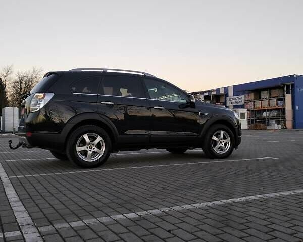 Черный Шевроле Каптива, объемом двигателя 2.2 л и пробегом 166 тыс. км за 11700 $, фото 19 на Automoto.ua